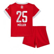 Bayern Munich Thomas Muller #25 Hjemmedraktsett Barn 2022-23 Kortermet (+ korte bukser)
